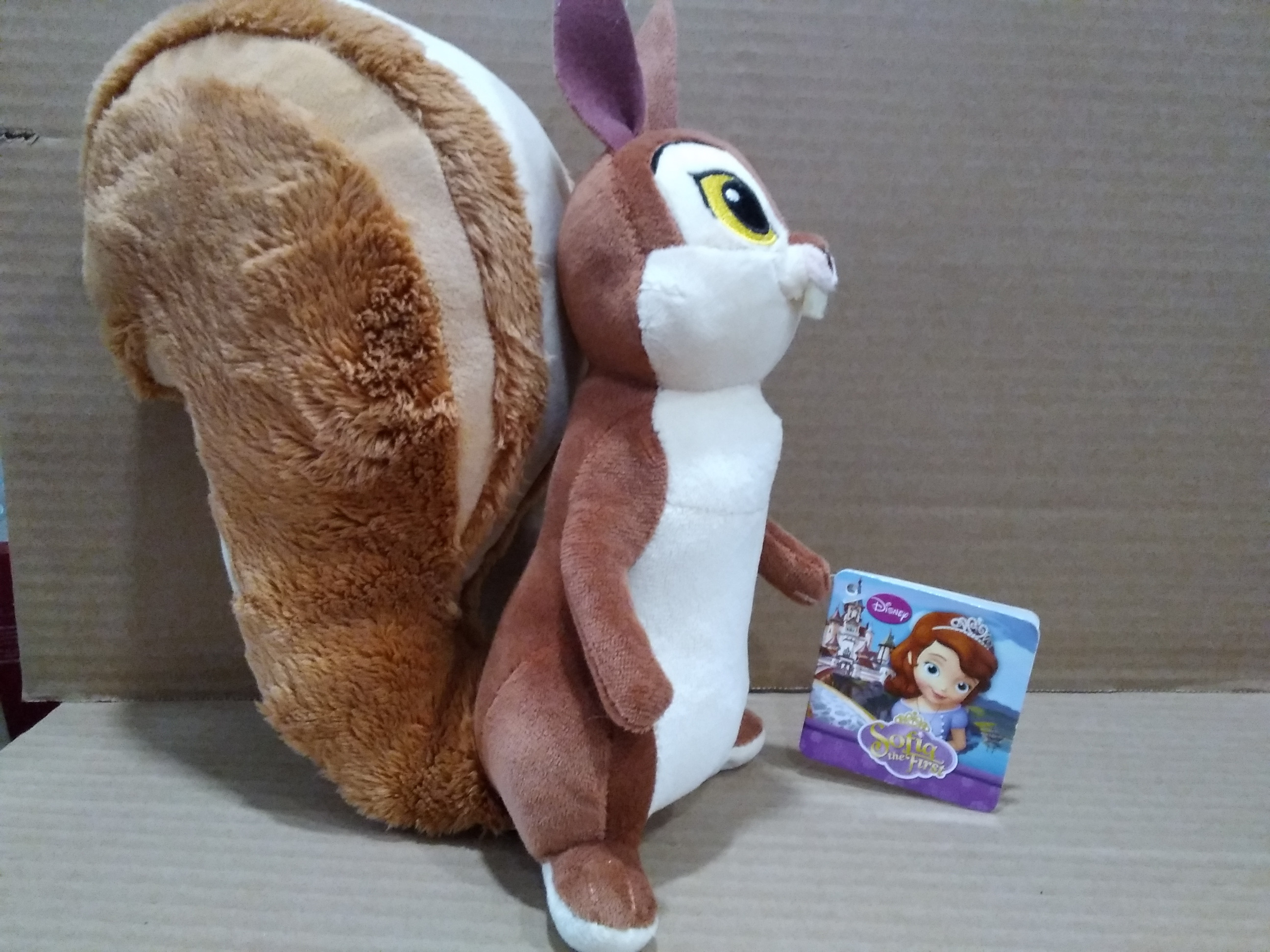 Mīkstā rotaļlieta - Disney Vāvere, 24cm augstumā