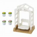 Sylvanian Families Dārza šūpoles ar puķēm